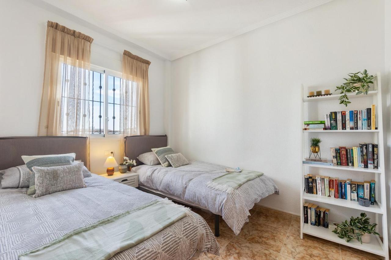 Cb Living - Homely Apartment Cinuelica, Punta Prima Dehesa de Campoamor  Εξωτερικό φωτογραφία