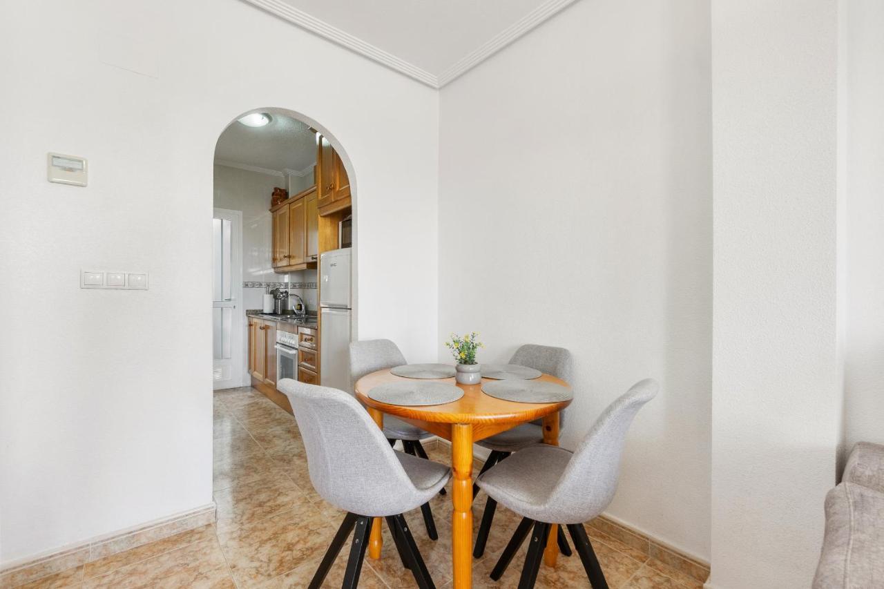 Cb Living - Homely Apartment Cinuelica, Punta Prima Dehesa de Campoamor  Εξωτερικό φωτογραφία