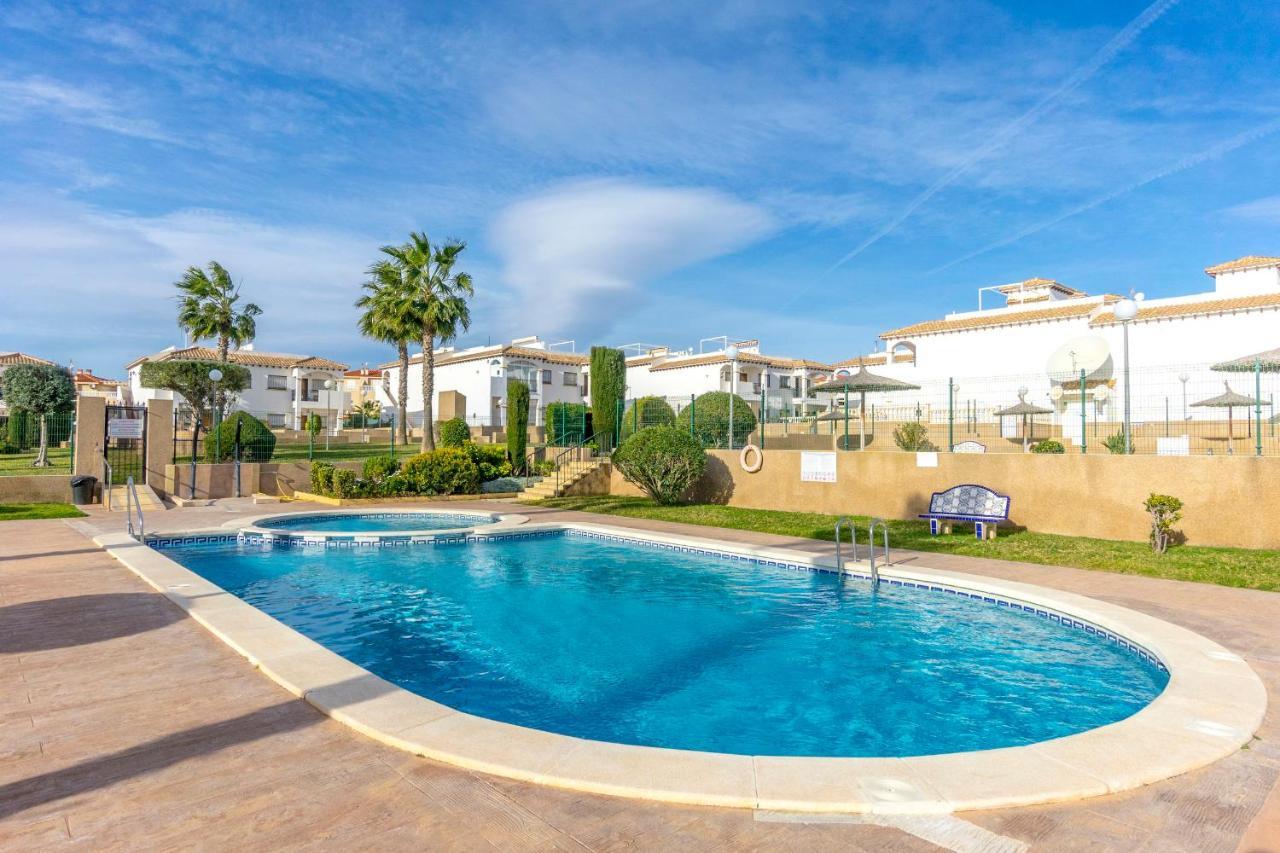 Cb Living - Homely Apartment Cinuelica, Punta Prima Dehesa de Campoamor  Εξωτερικό φωτογραφία