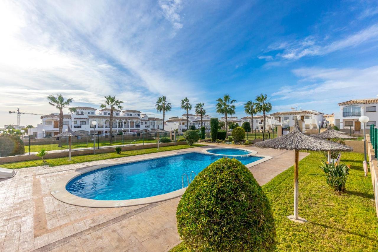Cb Living - Homely Apartment Cinuelica, Punta Prima Dehesa de Campoamor  Εξωτερικό φωτογραφία