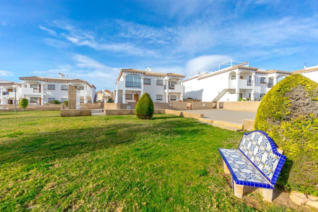 Cb Living - Homely Apartment Cinuelica, Punta Prima Dehesa de Campoamor  Εξωτερικό φωτογραφία